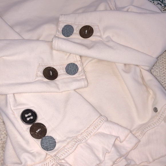 Neon Buddha size small cream boho ruffle top - Picture 7 of 7